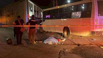 Muere motociclista al ser arrollado por camión de transporte 