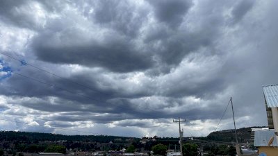 Alertan por lluvias fuertes con actividad eléctrica en el Estado
