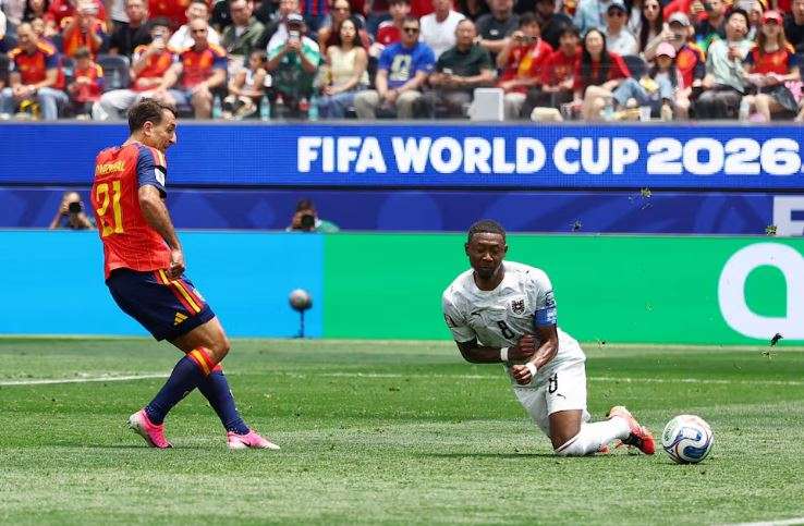Vence España 2-0 a Austria y se acerca a los octavos de final