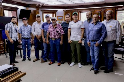 Se reúne alcalde con líderes del sector transportista de Cuauhtémoc 