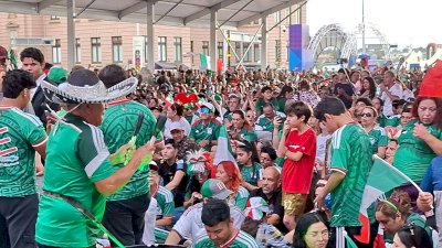 Abarrotan el Fan Fest de la Plaza del Ángel ¡A la espera del silbido inicial!