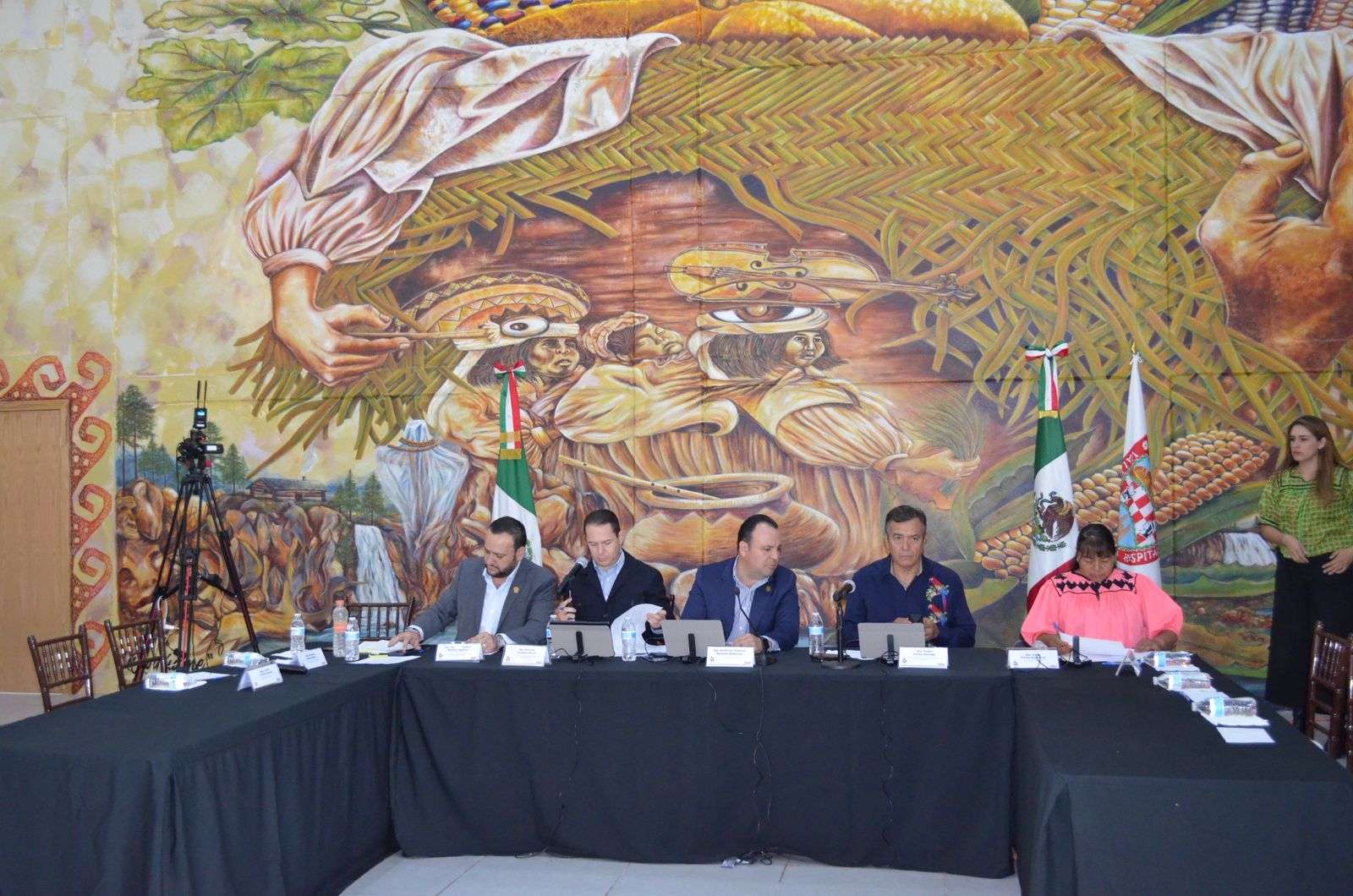 Presentan iniciativa para proteger a docentes ante denuncias infundadas