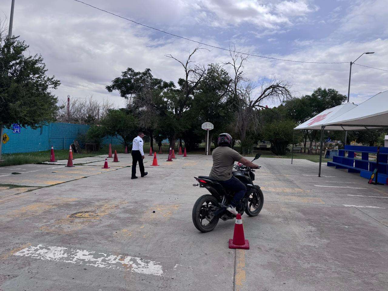 Capacita seguridad Vial a 416 motociclistas