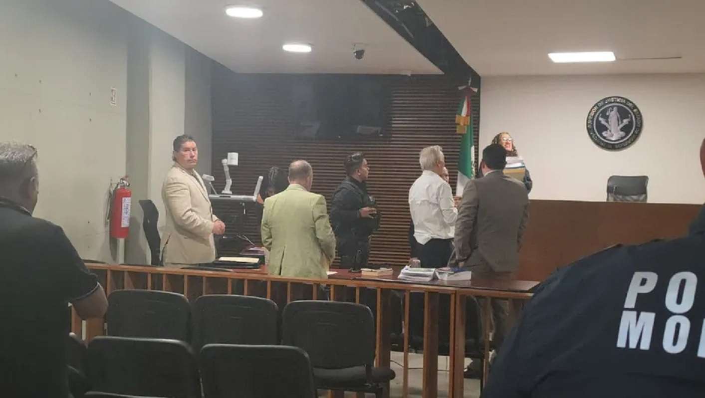 Dan prisión preventiva a Víctor Rodríguez, exdirector de Pemex