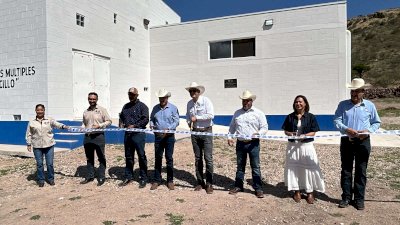 Inaugura Alcalde ampliación del Salón de Usos Múltiples en El Vallecillo 