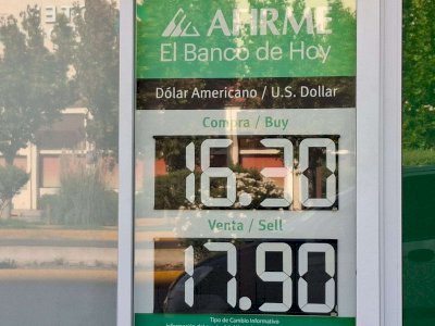 Sube el dólar a $17.90 en Banco Afirme