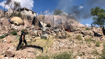 Consume voraz incendio vivienda en colonia La Esperanza