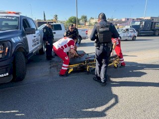 Se prende fuego luego de rociarse gasolina en el cuerpo