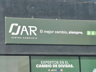 Se mantiene el dólar a $17.30 en casa de cambio JAR
