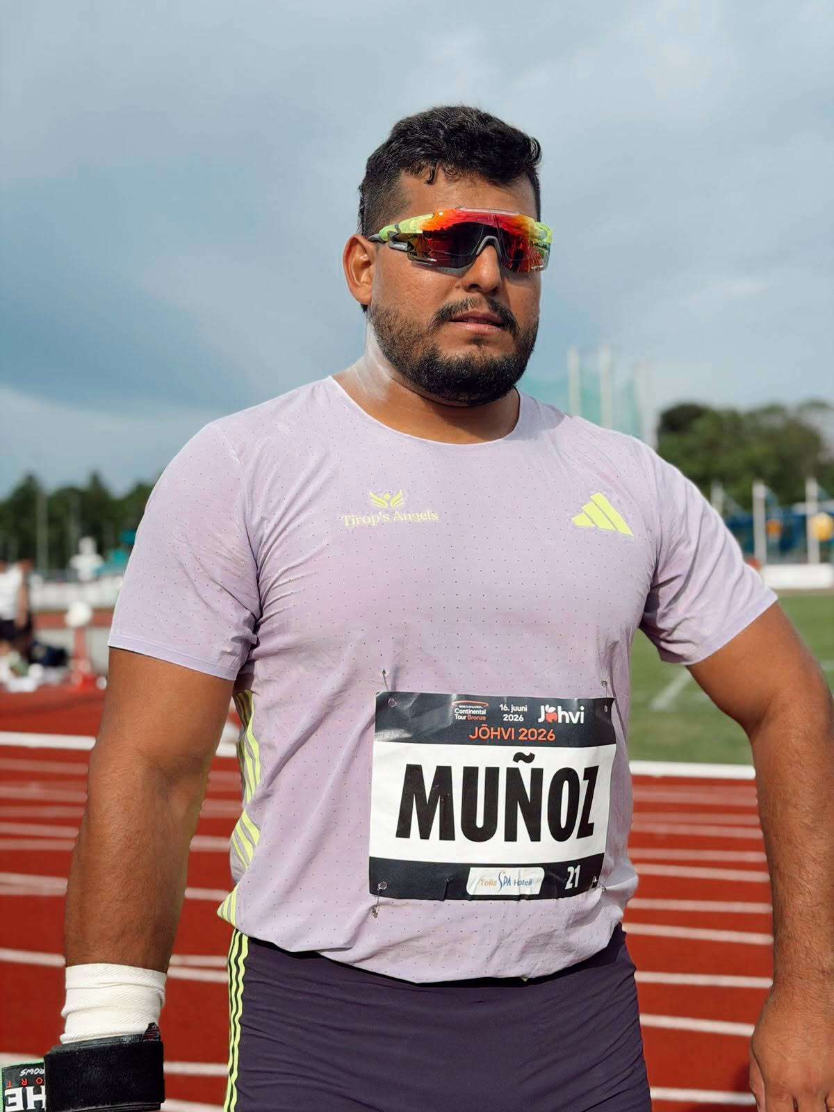 Logra Uziel Muñoz su mejor marca del año en Memphis