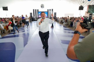 Inicia César Jáuregui su camino por la candidatura del PAN 