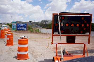 Inicia pavimentación de calle principal de Ejido Sacramento 