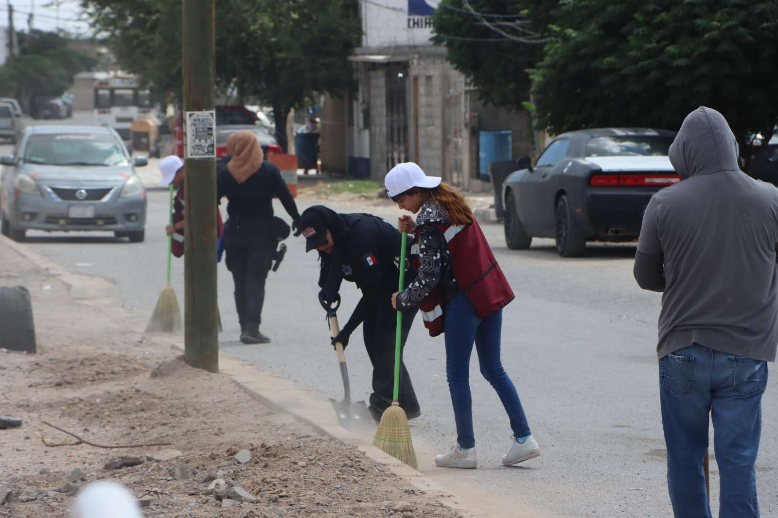 Incorporan a jóvenes de Riberas en proyecto de limpieza urbana