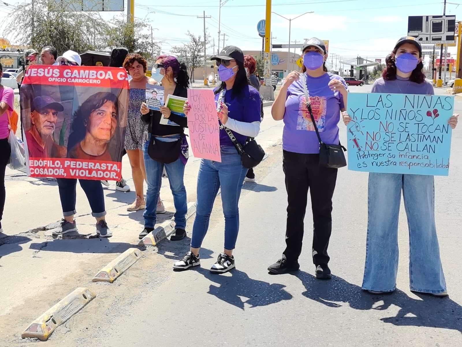 Exigen colectivos justicia para madres y niños víctimas de violencia 