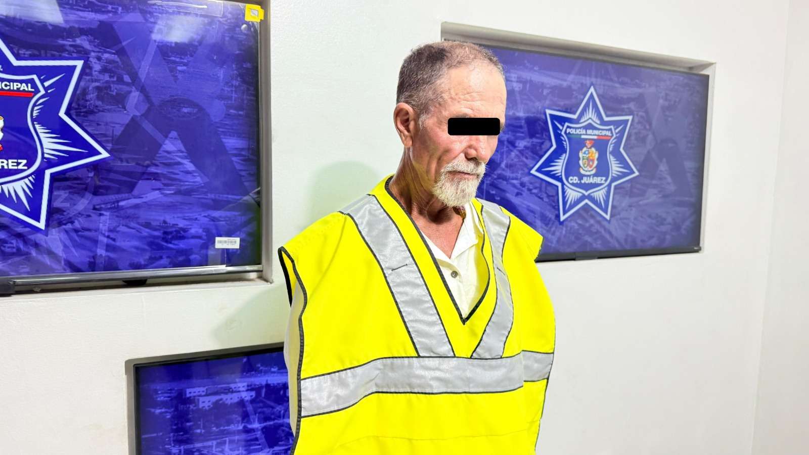 Intenta matar a su hijastro y quema su casa; lo detienen