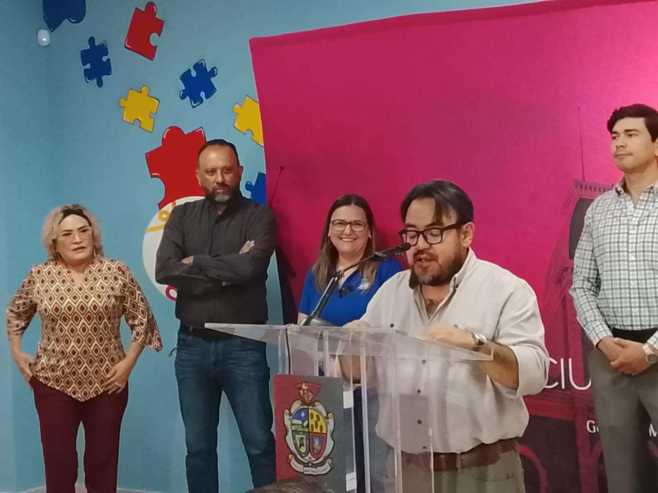 Avanza construcción de primer centro de Autismo