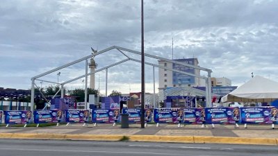 Desmontan domo del Fan Fest en el Ángel después de 39 días 