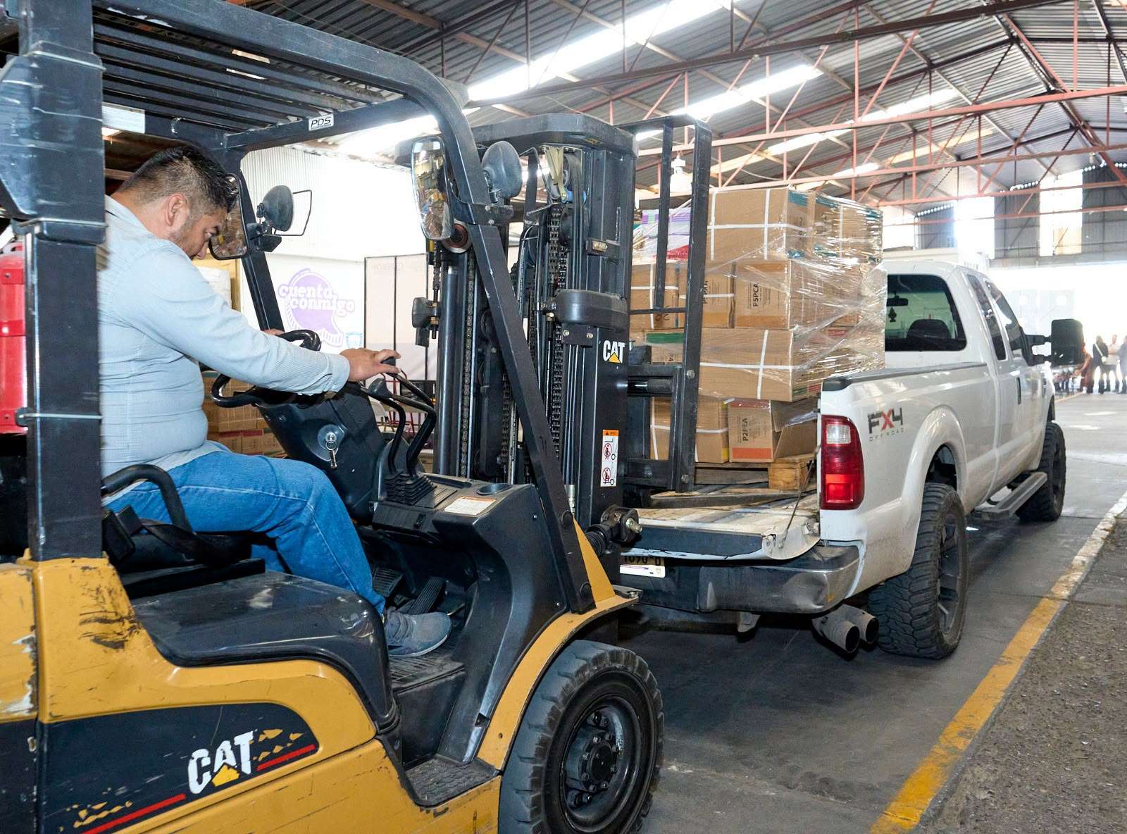 Listos más de 3 millones de libros de texto para su distribución 