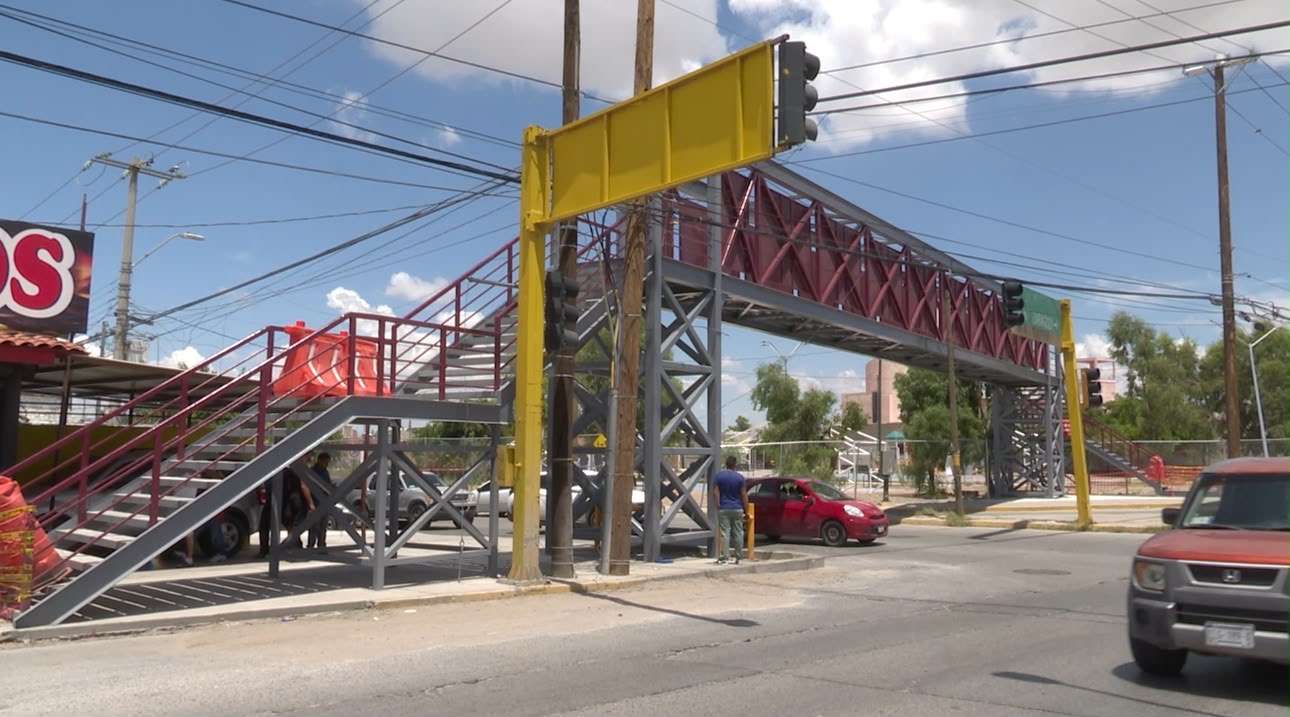 Sigue en proceso construcción de puente en la Tapioca