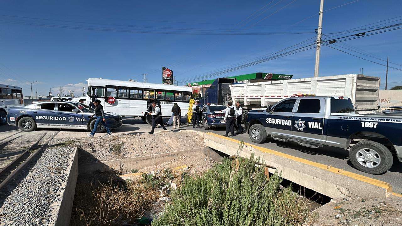 Muere adulto mayor atropellado por ruta en el Eje Vial