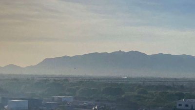 Cubre densa capa de contaminación la zona sur de la ciudad 