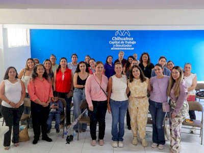 Imparte Manque Granados plática a emprendedoras