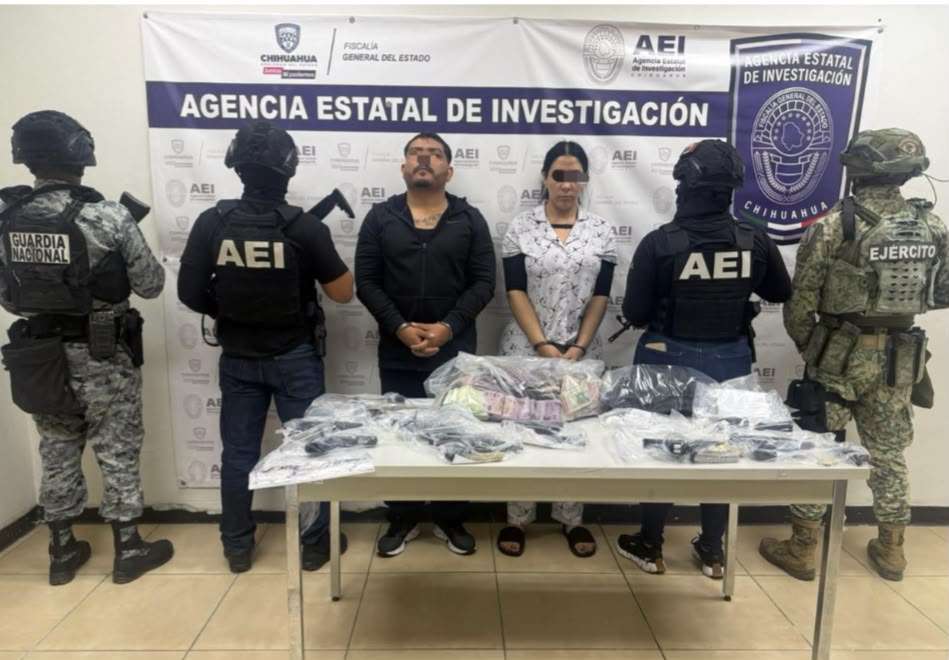 Detienen a dos, confiscan ocho armas y 26 gramos de cocaína
