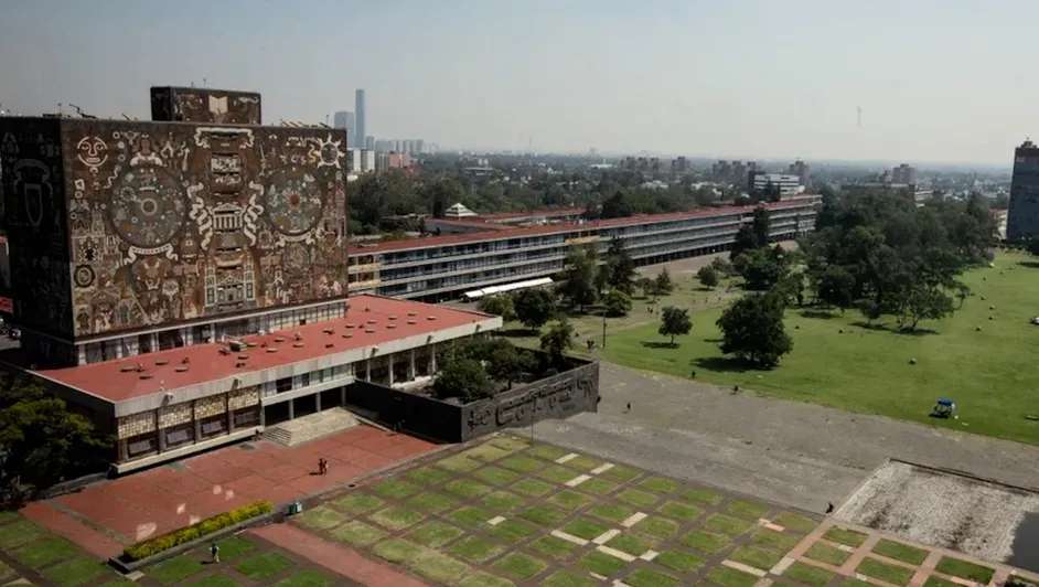 Instala Unam comisión para revisar exámenes de licenciatura
