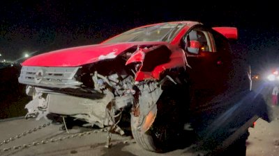 Vuelca por conducir a exceso de velocidad en el Lombardo Toledano
