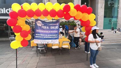 Instalan Feria de la Salud por el Día Mundial contra la Hepatitis