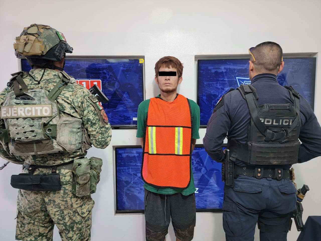 Lo arrestan con orden de aprehensión vigente