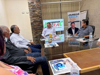 Presentan a Jáuregui proyecto de centro integral para discapacidad