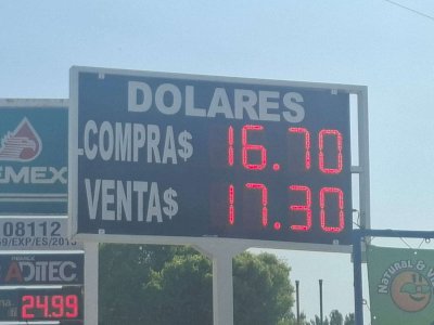 Sigue el dólar a $17.30 en casas de cambio de la ciudad