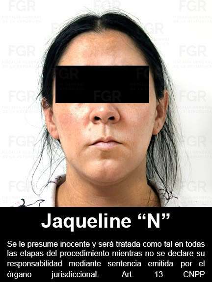Vinculan a dos por posesión de armas de fuego, droga y dinero