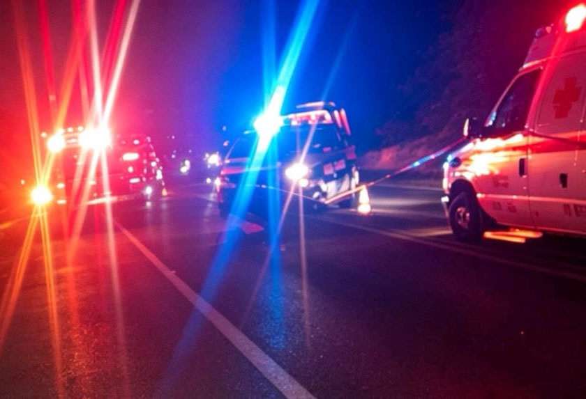 Huye chofer de autobús tras choque con trailer en la Camargo-Ojinaga