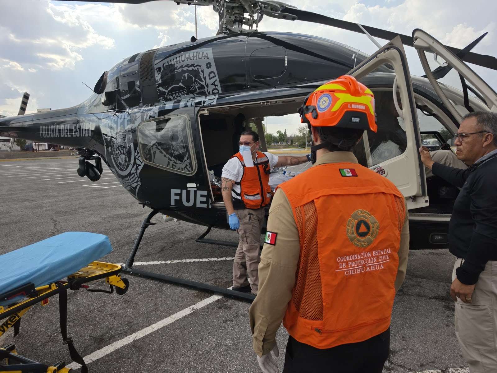 Trasladan a Chihuahua a hombre herido por explosión de tanque de gas