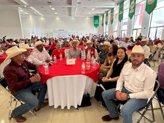 Refuerza Alcalde alianza con el PRI en apoyo al campo