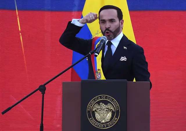 Asume Alberto de la Espriella la Presidencia en Colombia