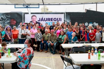 Escucha Jáuregui a vecinos de Tierra y Libertad e Infonavit Nacional