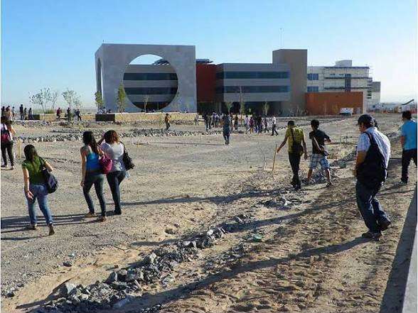 Amplía Municipio apoyos a universitarios para evitar deserción 