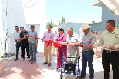 Destaca Zubía gestión para concretar obras por 2.5 mdp en López 