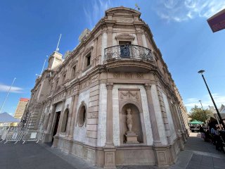 Dan mantenimiento a Presidencia Municipal y Edificio del Real