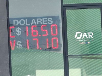 Baja el dólar a $17.10 en casa de cambio JAR