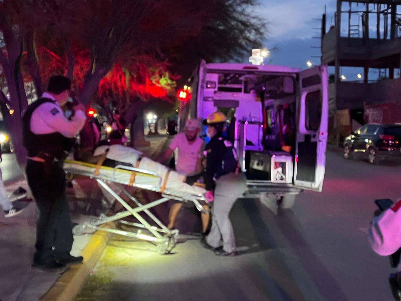Hombre resulta gravemente lesionado tras caer de bicicleta eléctrica