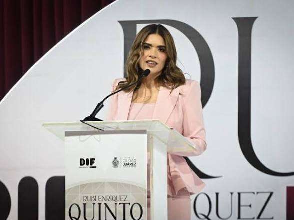 Reconoce alcalde trabajo de Rubí Enríquez al frente del DIF