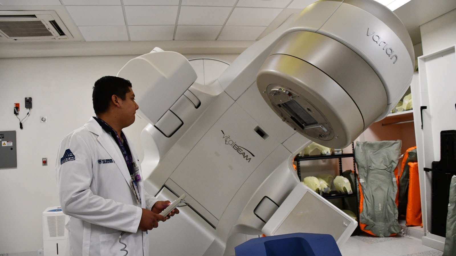Atiende Centro Regional de Radioterapia a 700 pacientes durante 2025