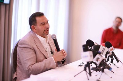 Bonilla además de ser pésimo administrador, miente: Cruz 