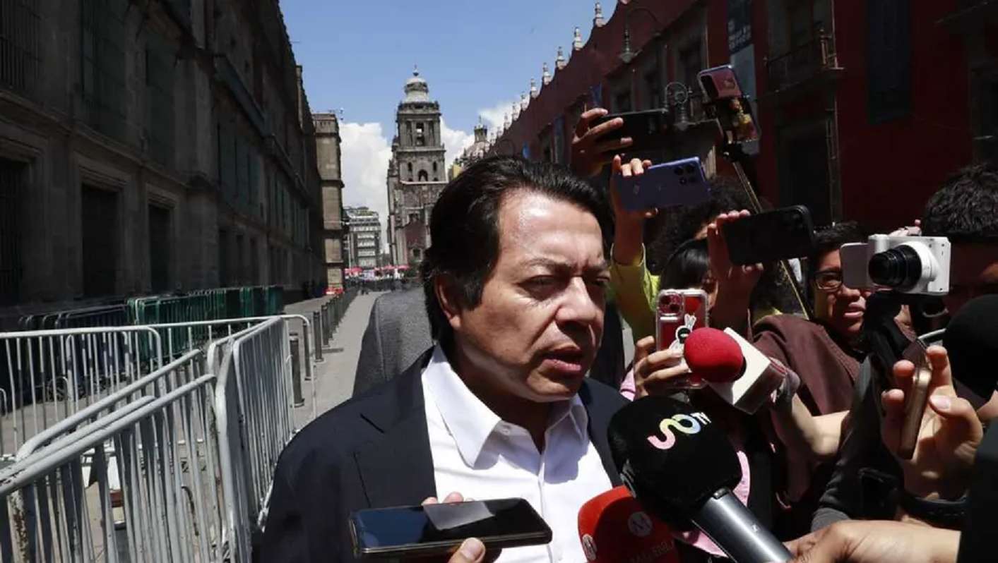 Acuerdan Sheinbaum y sección 22 de Cnte nuevas plazas
