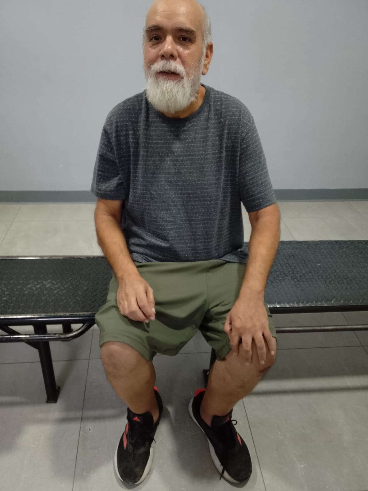 Piden apoyo para localizar a familiares de hombre extraviado 