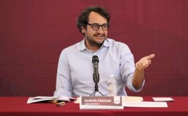 Arropa 4T a Andy por retiro de visa; oposición pide le abran carpetas